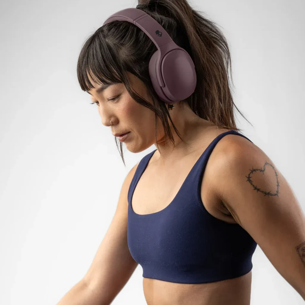 Tune out the burn and crush every workout. Adjustable Crusher Bass delivers total audio immersion to power through the pain with the original, one-and-only multi-sensory bass experience in these headphones.